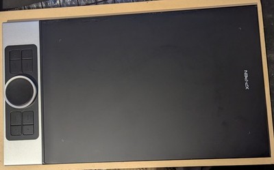 XP-Pen Deco Pro Medium Graphics Drawing Tablet Battery-Free Stylus
