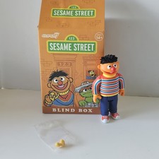 ERNIE BLIND BOX SESAME STREET ACTION FIGURE SUPER 7 WAVE 3 OPEN BOX NEW