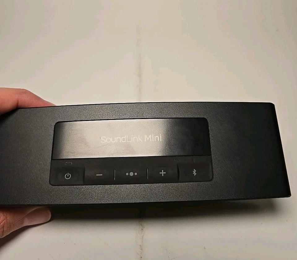 Динамик Bose SoundLink Mini II специальный выпуск - тройной черный - Изображение 4 из 4