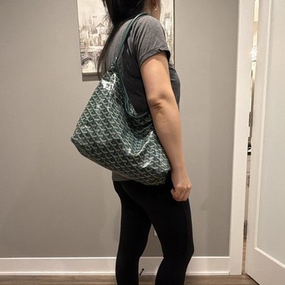 Goyard Green Large Shoulder Bag Goyardine Zip/Snap, Pouch, Inner Pockets