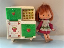 Vintage Kenner Strawberry Shortcake Doll 1979 And Play Kitchen