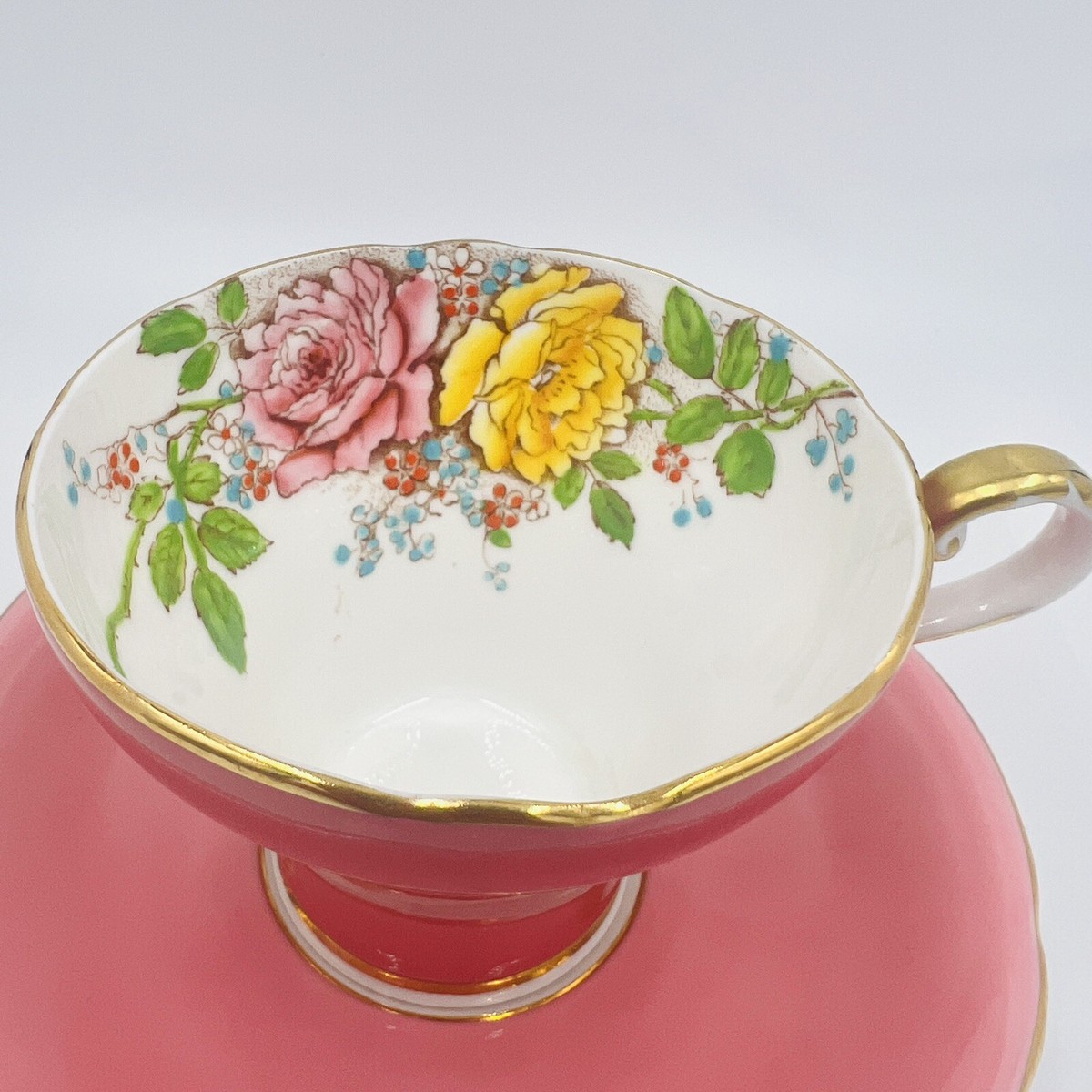 aynsley 4点セット Amazon.com | Aynsley Silver Brocade 6 Mugs in Hat Box