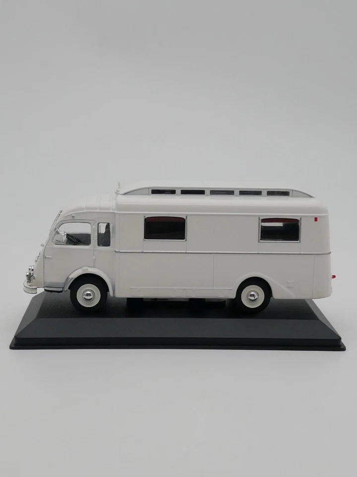 Furgoneta cámper Ixo 1:43 Hachette Notin Renault 1000 KG 1951 modelo diecast Foto 2 de 4