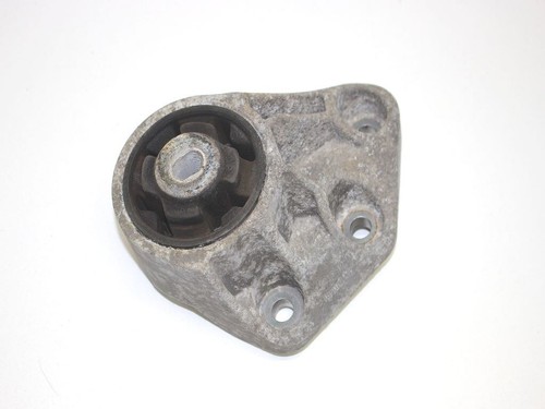 Audi A4 8E B6 / B7 Quattro Halter Differential Stütze Hinterachse 8E0599125M