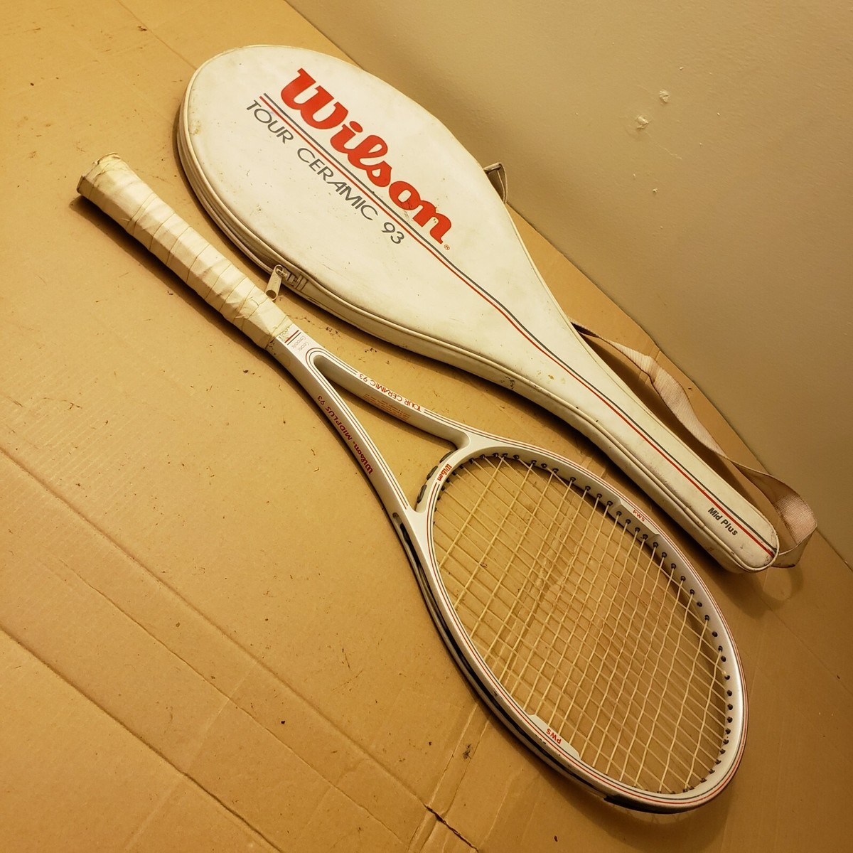 Wilson Tour Ceramic 93 MidPlus PWS Tennis Racket Grip 4 1/4~4 3/8