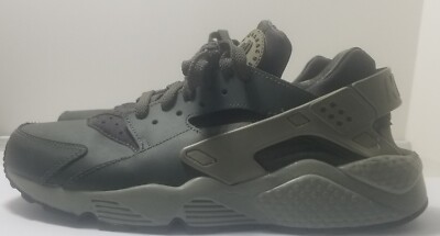 hunter green huaraches