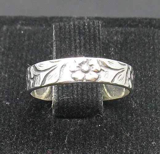 Small Sterling Silver Ring Hallmarked Solid 925 Flower Band 3.5mm