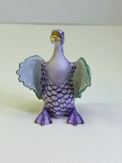 NO RESERVE AUCTION Herend Duck 15588 Lilac Fishnet Open Wings Gold Accents