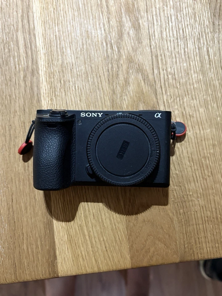 Sony Alpha 6500, photo 1 of 5