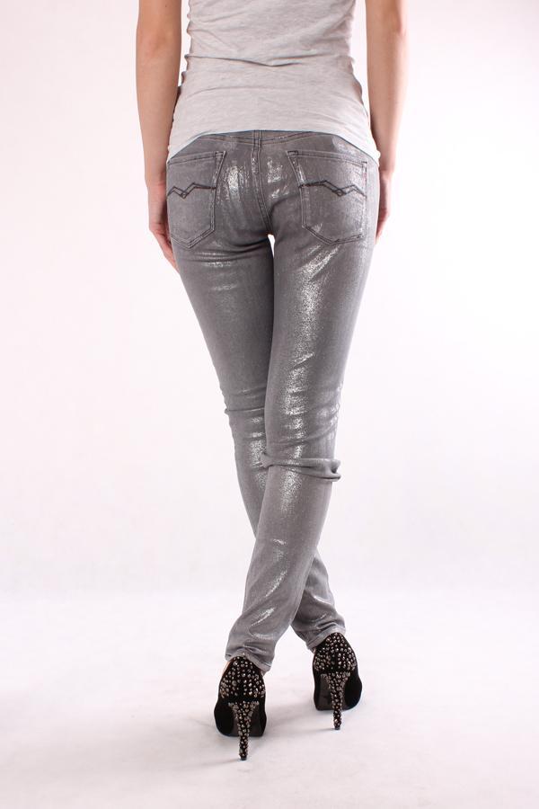 送料込★REPLAY★WH689.000.41A603 ジーンズ New luz skinny-fit jeans pearl white Natural white | Replay