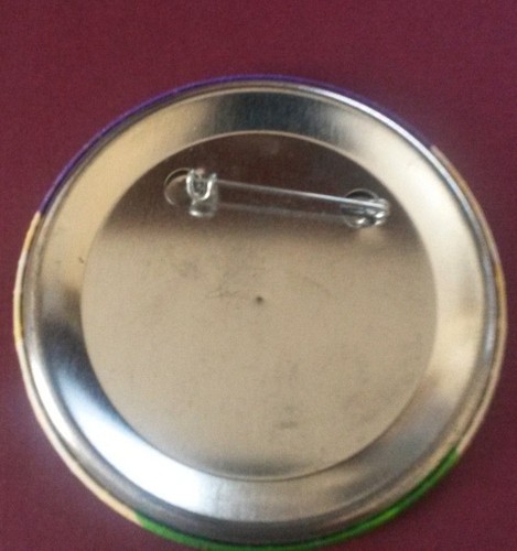 New Collectible SUPER LOTTO Better Odds! Big Winners! Badge Pinback - Picture 2 of 2