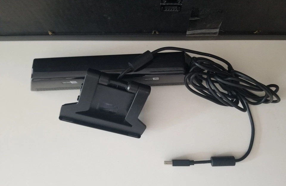 Xbox 360 Kinect Sensor de Movimiento Barra y Clip TV Negro Foto 3 de 4
