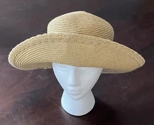 Sun N Sand Hat W Bow Wide Brimmed Straw Ladies Sun Hat excellent