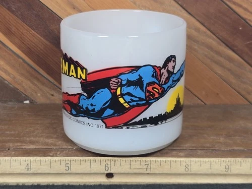 Vintage 1971 DC Comics SUPERMAN Federal Milk Glass Coffee Mug Cup Near Mint RARE