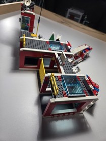 LEGO CITY: Fire Station (7208)