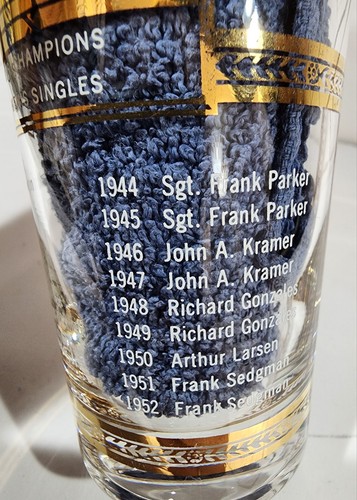 Sports Kings - U.S. Champion Men's Singles Tennis 1952 Glass - Picture 3 of 5