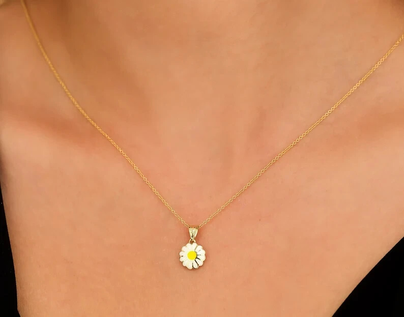 14KYELLOW GOLD DAISY FLOWER NECKLACE | eBay