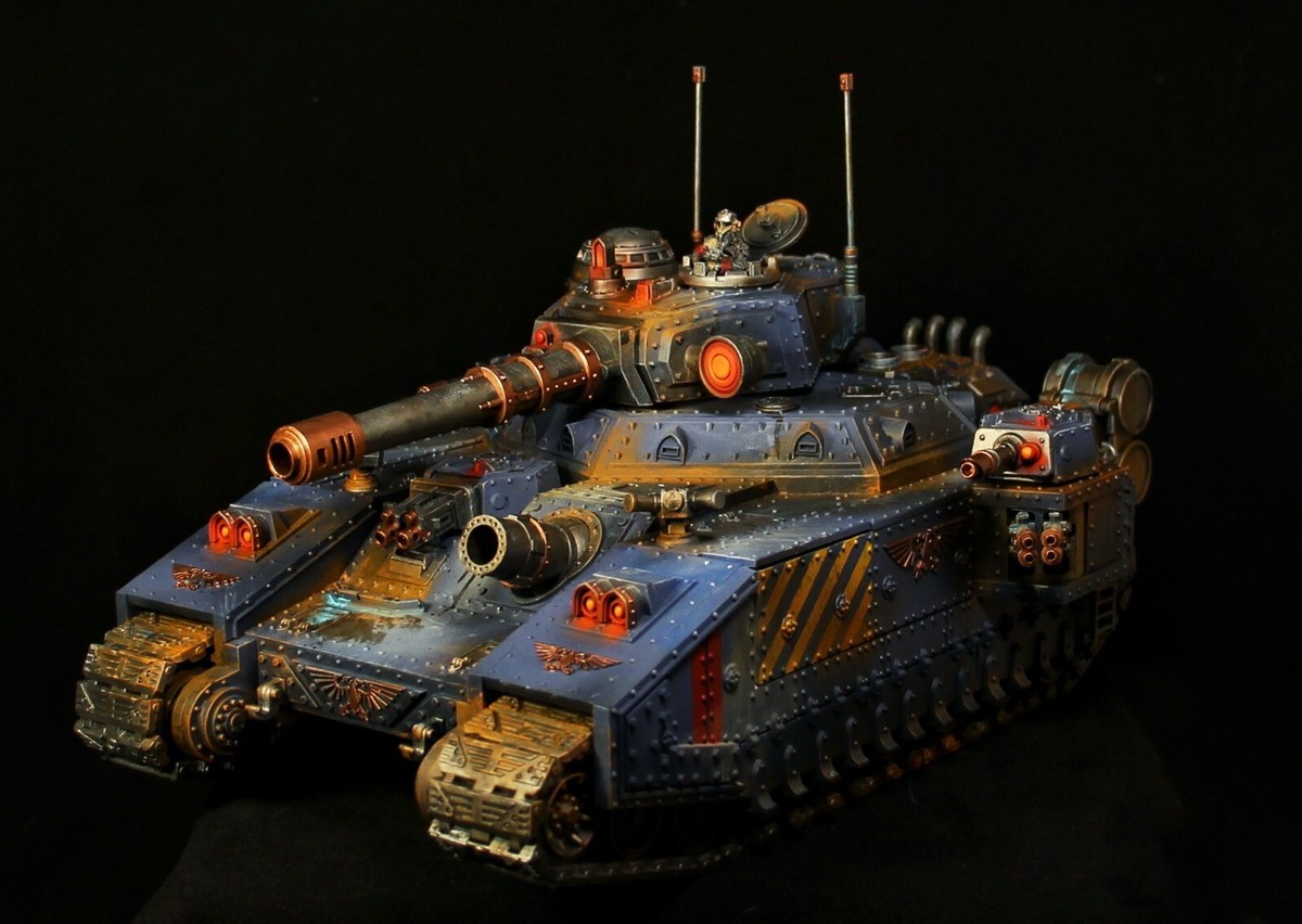 Warhammer 40,000 Baneblade プラモデル Amazon.com: Games Workshop Warhammer 40K: Astra Militarum