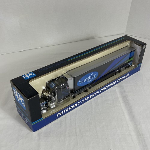SpecCast 32905 PPG Starphire 1:64 Peterbilt 379 W/ Dropbed Trailer Die Cast - Picture 19 of 19