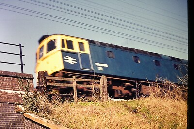CLASS 33 LOKOMOTIVE, WHITE VINE FARM, Somerset - Original 35mm DIA (c1980)