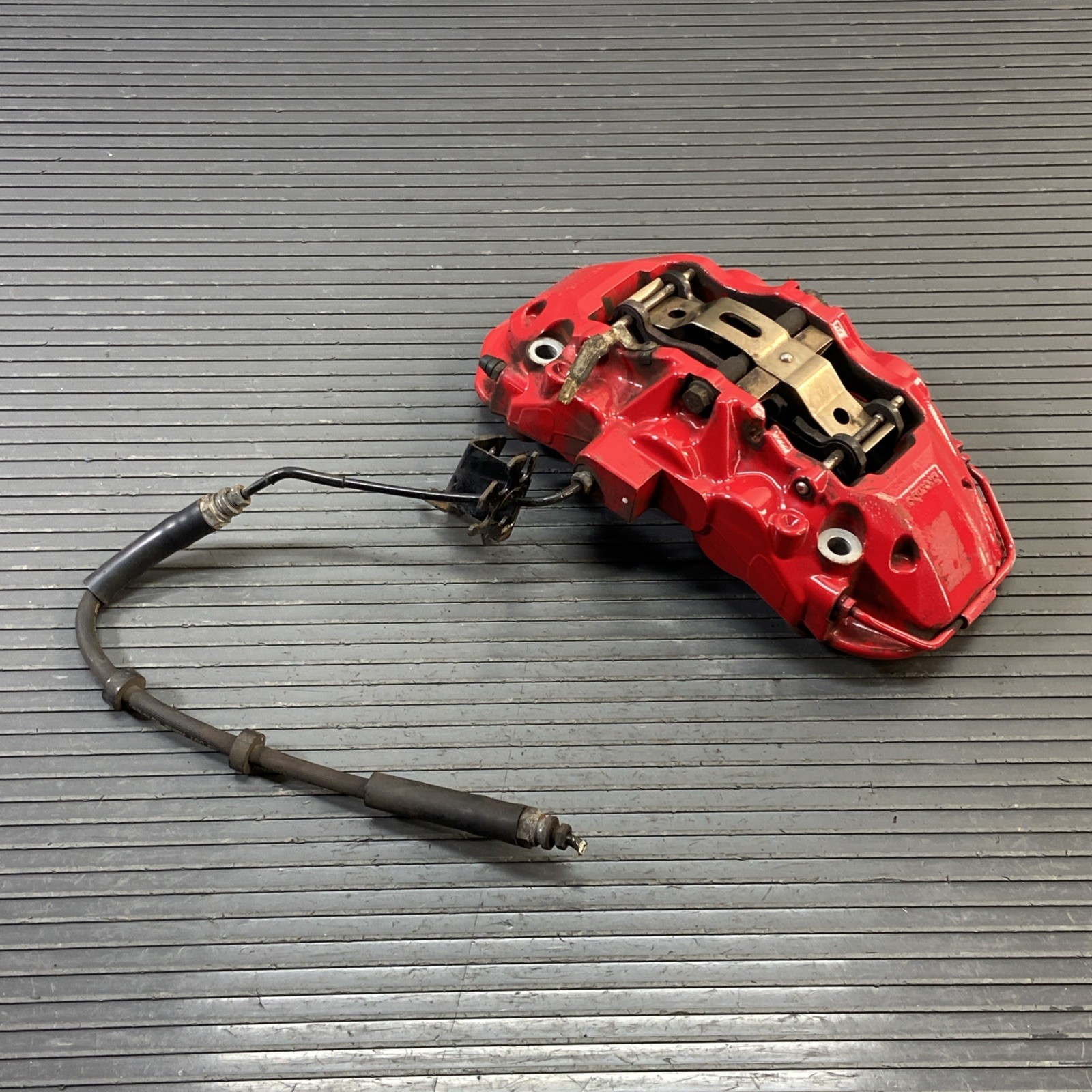 2013-2024 Maserati Ghibli M157 3.0L RDW Front Left Brake Caliper Red OEM *NOTE*