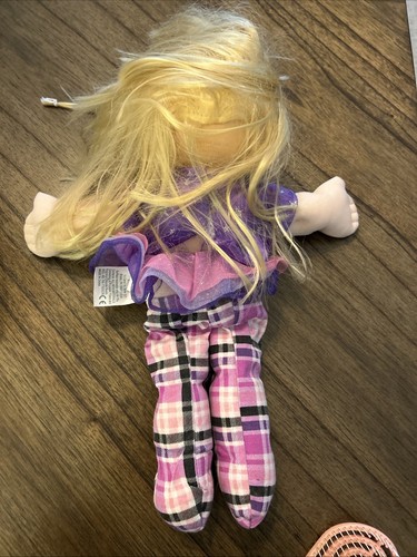 Cabbage Patch Kids New Fashions Doll Blonde Hair Brown Eyes - Picture 3 of 3