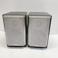 Two JVC Shelf Speakers 2-way - model SP-UXS77B 20W-Used