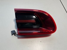 Porsche Macan (95B) 2016 Hinten links Rückleuchte Heckleuchte innen 95B945093G