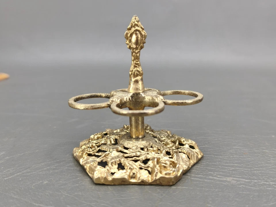 Vintage Lipstick Stand Holder 4 Hole - image 2 of 4