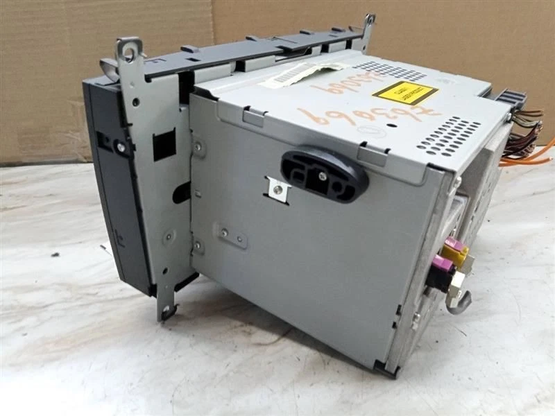 2001 - 2005 Mercedes-Benz C240 C320 AM FM Radio Single Disc CD Player A203827394 - Image 3 of 4