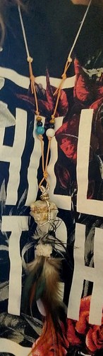Minimalist Art Deco ▪︎ Wire Wrapped Chondrodite Stone & Leather Necklace Pendant - Picture 5 of 5