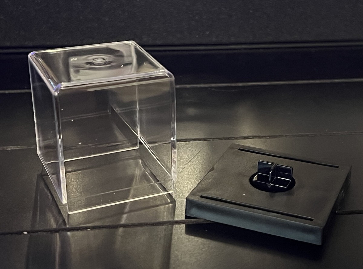 Studless Display Case For Single LEGO Minifigure Australia