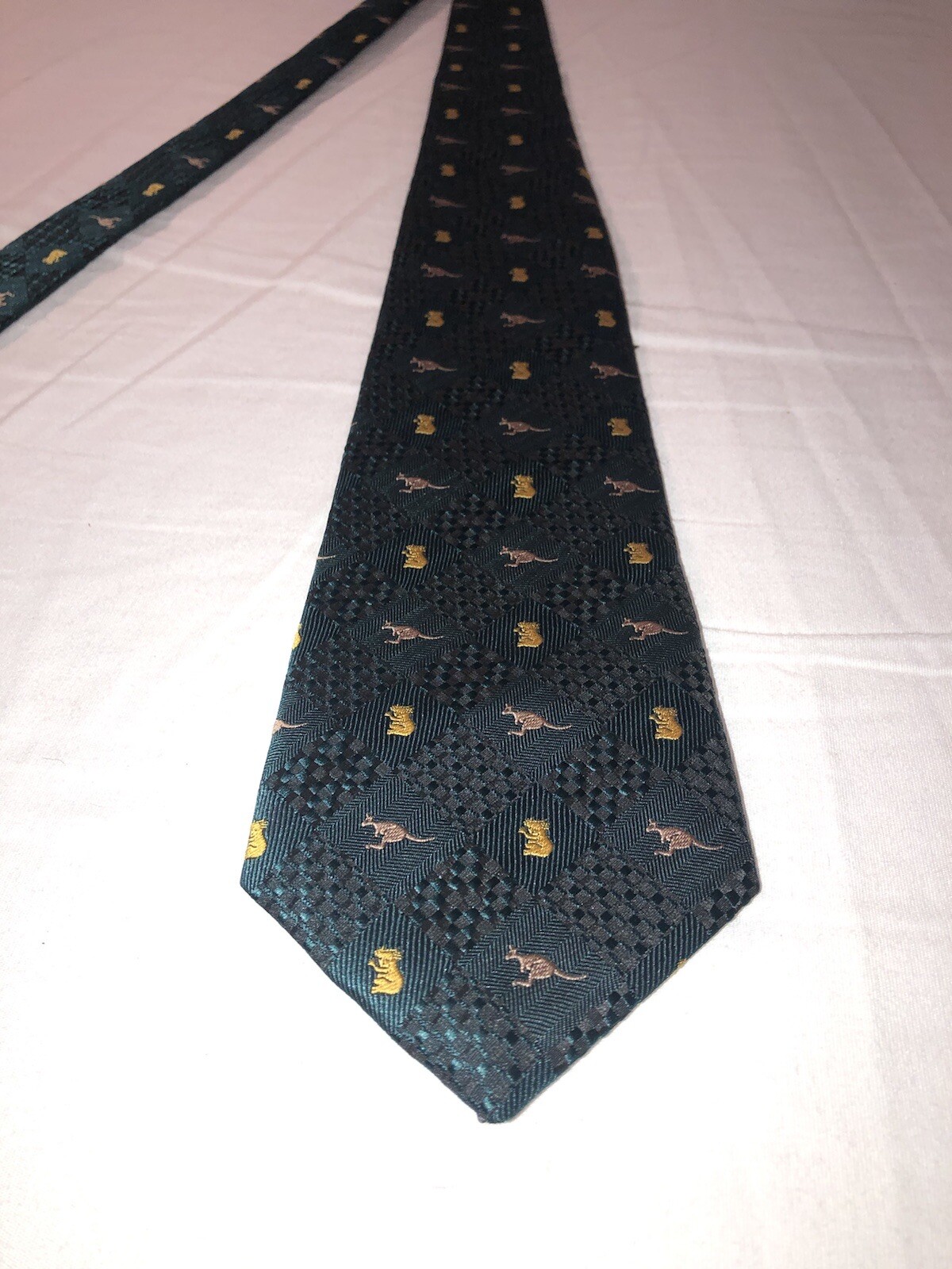 Men’s Australian Tie Company Kangaroo Koala Bear Patt… Gem