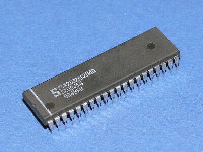 SIGNETICS SCN2652AC2N40 Multi protocol cummunications Controller MPCC IC