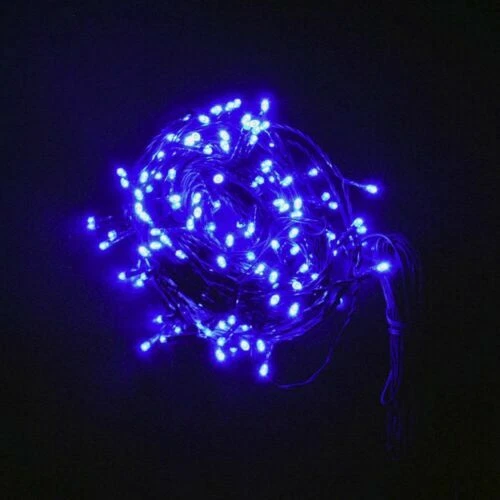 Luces de navidad y festividades azules