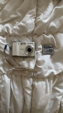 Fujifilm FinePix F460 Digital Camera 5.1MP Silver with Battery No Charger Works