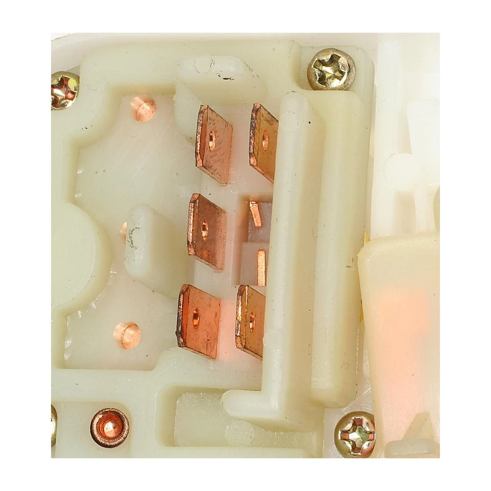 Interruptor multifunción Standard Motor Products CBS-1018 para Nissan 720 80-81 Foto 3 de 4