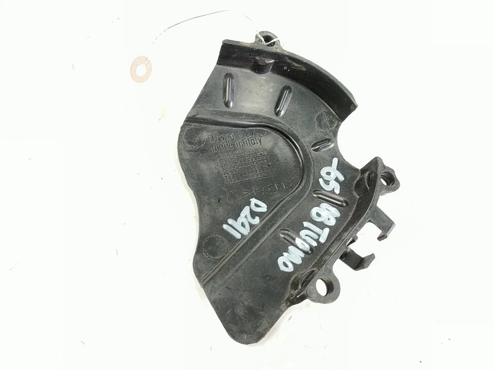 Capa de roda dentada 06-10 APRILIA TUONO 1000R 105243 - Imagem 3 de 4