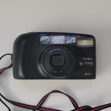 Yashica EZS Zoom 70 35mm Point Shoot Camera Black Auto Focus Built-in Flash
