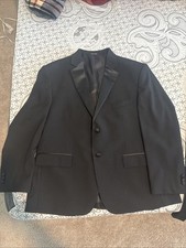 Mans Suit Never Wear Brand New. Made From Vietnam. Anyone Interested