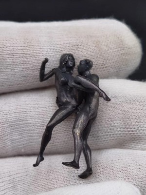 Black Brass Standing Men Woman Sexy Body Model Mini Statue Amulet Gift