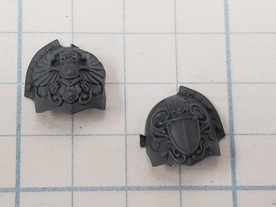 Legio Custodes Bits Venatari Sodality  Engraved Shoulder Pads #55 30k  