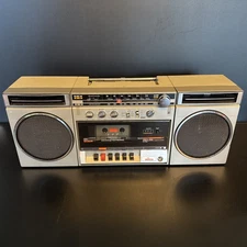 Vintage Unitech CX-900  Boombox FM/AM cassette - Detachable Speakers