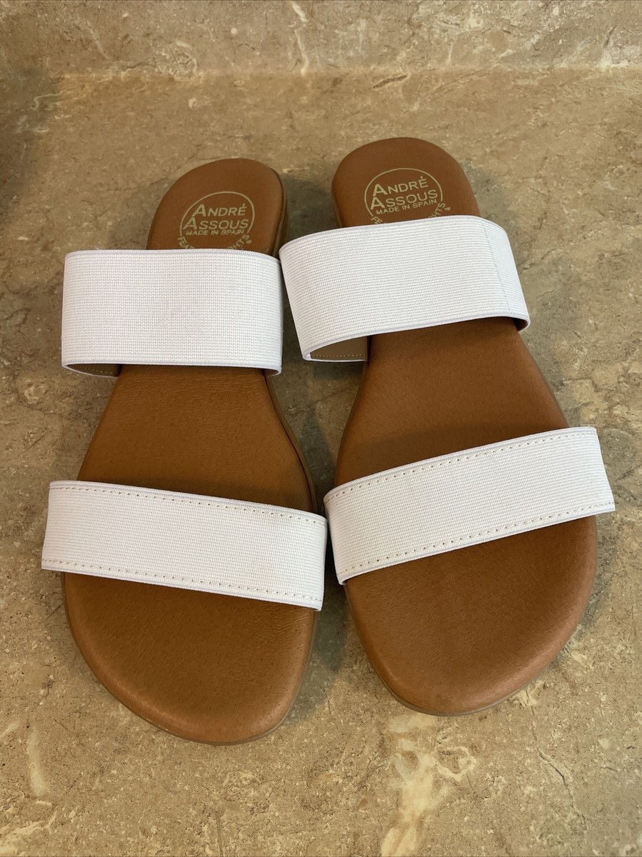 André Assous Women's Nalen Sandal Size