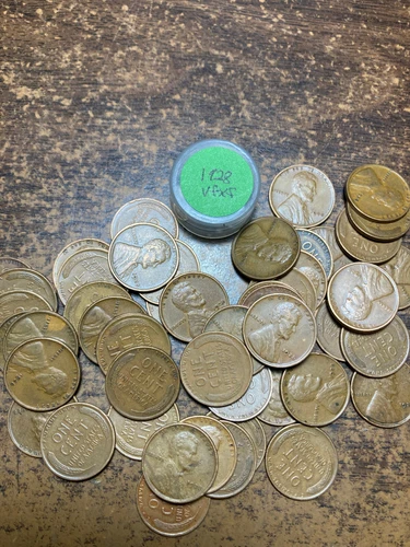 1928 LINCOLN WHEAT CENT PENNY ROLL, all coins "very fine/extremely fine" grade