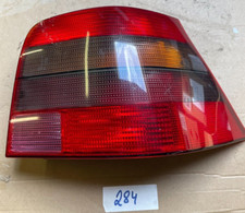 VW Golf 4 IV Rückleuchte Heckleuchte  schwarz rot rechts 1J6945257