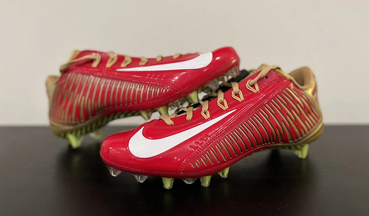 Hypebeast Football Cleats Red / 9.5 M