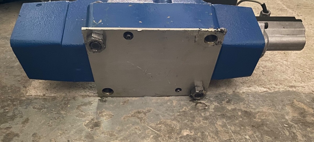 REPAIRED 0811404452 DIRECTIONAL BOSCH VAN DORN VALVE R978715407