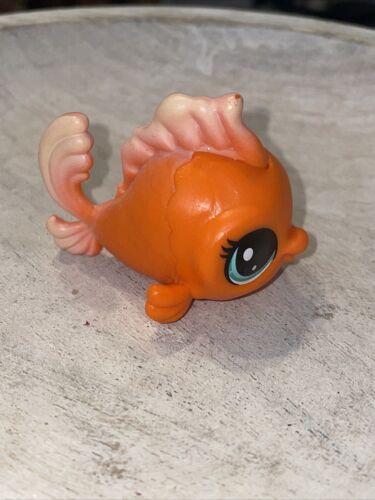 LPS LITTLEST PET SHOP HASBRO 3-144 CANNALINA PESCADOR PEZ OBJETIVO CRISTAL - Imagen 2 de 6