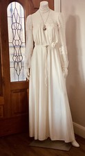 Vintage 1970  s Timeless High Neck Lace Ivory Maxi Bridal Wedding Dress Gown S/M
